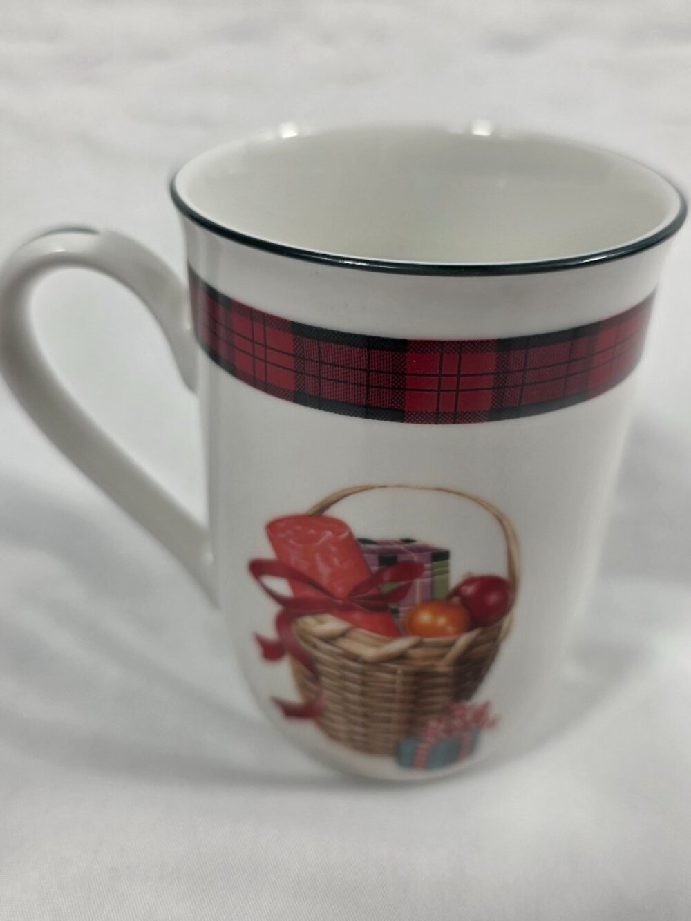 Sasaki Tartan Red Plaid Accent Mug Gift Basket Red & White Charles Roberts